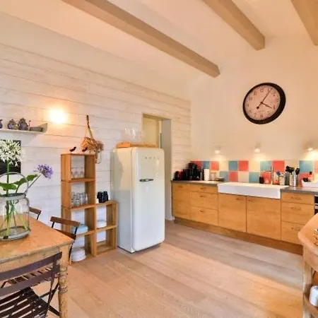 Seaside With Tennis Courts Holiday home