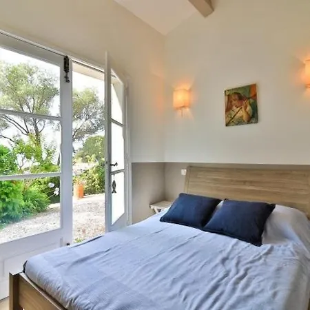 Seaside With Tennis Courts Ferienhaus