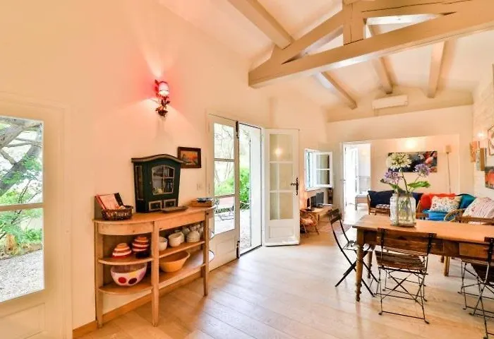 Casa de Férias Seaside With Tennis Courts *