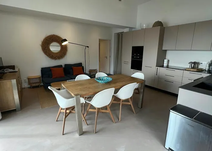 Seaside With Tennis Courts *