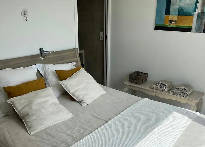 Casa de Férias Seaside With Tennis Courts